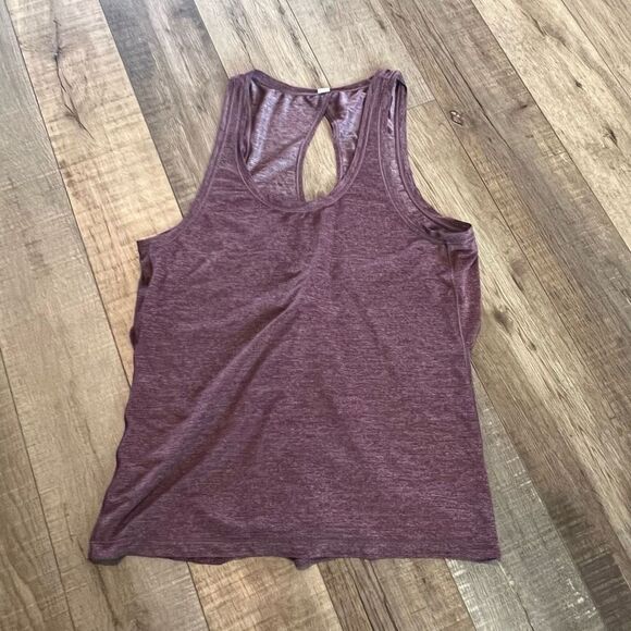 Lululemon Twist Tie Back Singlet -
Merlot Tank Top size 4 - Picture 1 of 5
